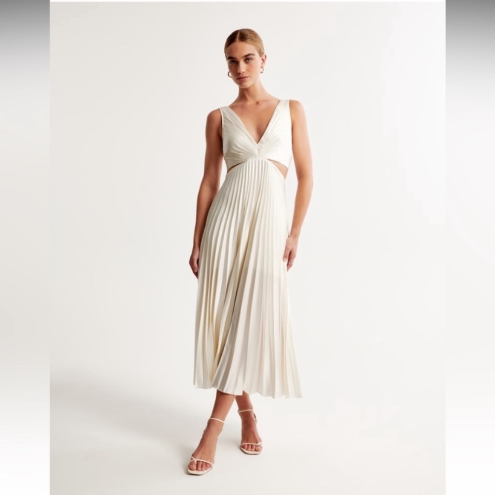Abercrombie& Fitch Satin Pleated Cutout Maxi Dress